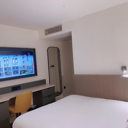 East Barnet Southgate Hotel London מראה חיצוני תמונה