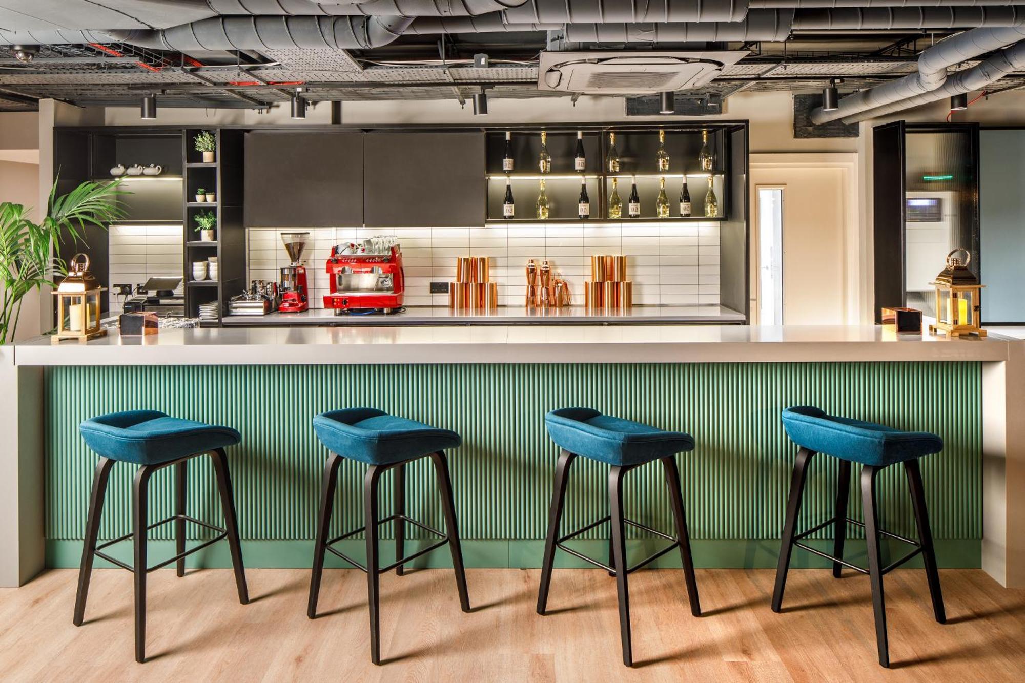 East Barnet Southgate Hotel London מראה חיצוני תמונה