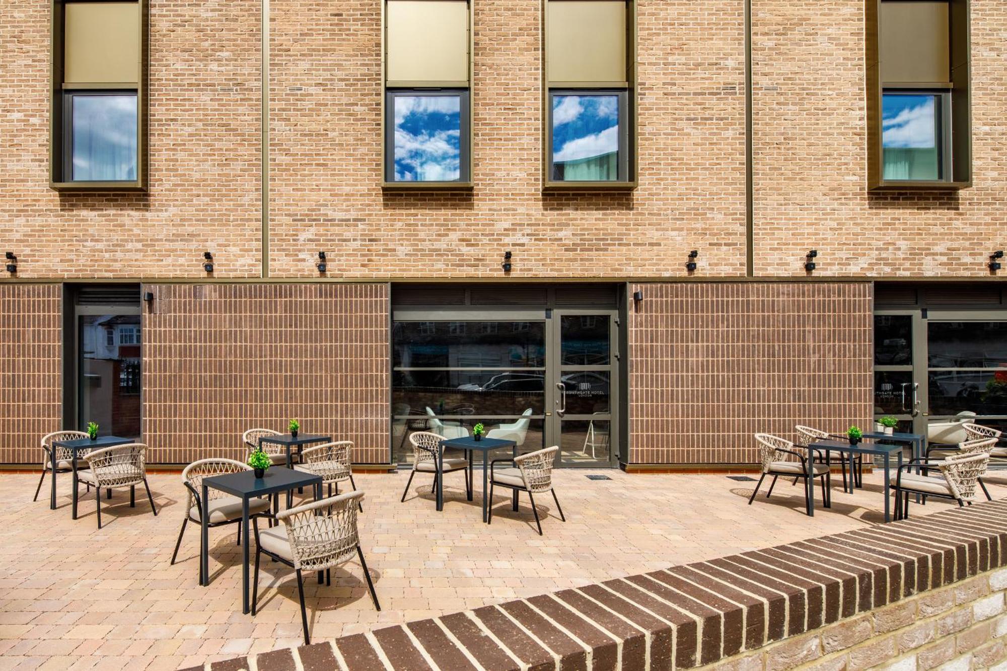 East Barnet Southgate Hotel London מראה חיצוני תמונה